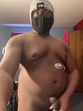 Snapshot of Ulric_Afterdark chatting on February 5, 2026, 6:04 pm Ulric Afterdark online show from February 5, 2026, 6:04 pm