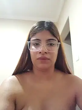 Snapshot of ruivinha09k chatting on July 3, 2026, 10:49 pm ruivinha09k online show from July 3, 2026, 10:49 pm