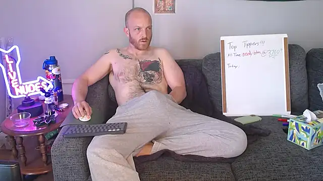 Snapshot of SeanSativa chatting on June 28, 2026, 11:05 am SeanSativa online show from June 28, 2026, 11:05 am