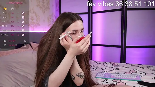 Snapshot of Alice_Goth chatting on February 7, 2026, 3:42 pm Alice Goth online show from February 7, 2026, 3:42 pm