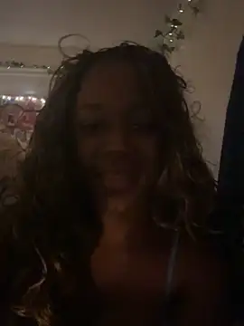 Snapshot of CookiesNcreaming chatting on March 31, 2026, 4:03 am CookiesNcreaming online show from March 31, 2026, 4:03 am