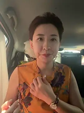 Jingjingxiang-520 online show from June 13, 2026, 5:38 am