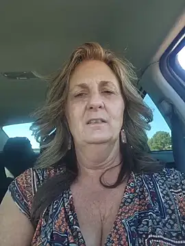 Snapshot of HotAzMilf chatting on February 4, 2026, 8:15 pm HotAzMilf online show from February 4, 2026, 8:15 pm