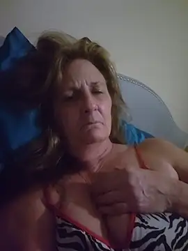 Snapshot of HotAzMilf chatting on February 17, 2026, 7:05 am HotAzMilf online show from February 17, 2026, 7:05 am