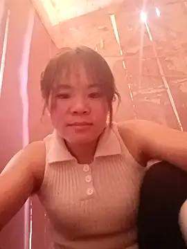 Snapshot of ri9009 chatting on February 13, 2026, 6:13 am ri9009 online show from February 13, 2026, 6:13 am