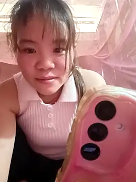 Snapshot of ri9009 chatting on February 4, 2026, 5:35 am ri9009 online show from February 4, 2026, 5:35 am