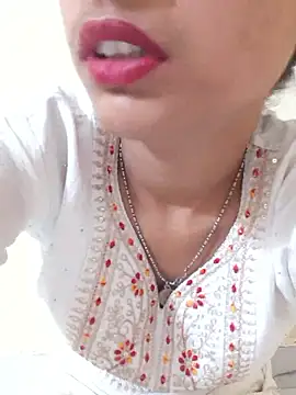 Snapshot of Kanchan7909 chatting on May 21, 2026, 3:53 pm Kanchan7909 online show from May 21, 2026, 3:53 pm