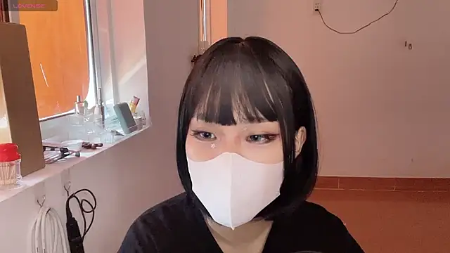 Tieu-May online show from February 9, 2026, 6:33 am