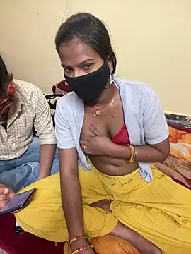 Snapshot of A-POOJA_RANI chatting on February 6, 2026, 3:52 pm A-POOJA RANI online show from February 6, 2026, 3:52 pm