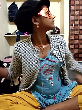 Snapshot of A-POOJA_RANI chatting on January 9, 2026, 7:04 am A-POOJA RANI online show from January 9, 2026, 7:04 am