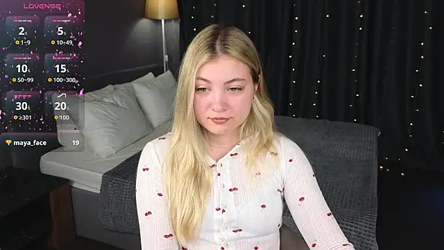 Snapshot of Angel__Grace chatting on May 15, 2026, 11:14 pm Angel Grace online show from May 15, 2026, 11:14 pm