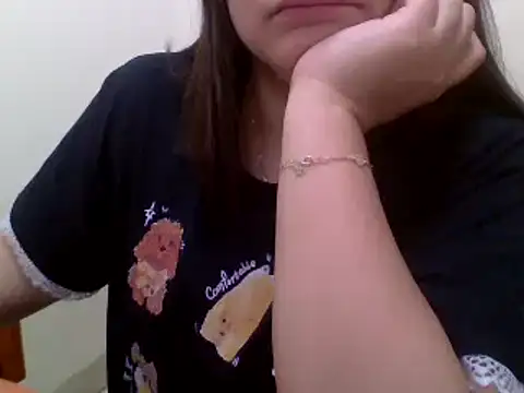 Snapshot of Sarah_no_land chatting on February 27, 2026, 8:14 am Sarah no land online show from February 27, 2026, 8:14 am