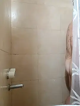 Snapshot of bra33 chatting on February 5, 2026, 9:32 pm bra33 online show from February 5, 2026, 9:32 pm