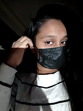 Snapshot of Lisa_Baby1 chatting on January 8, 2026, 8:15 pm Lisa Baby1 online show from January 8, 2026, 8:15 pm