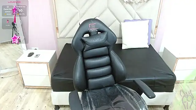 LUAR TAY online show from January 16, 2026, 7:07 pm