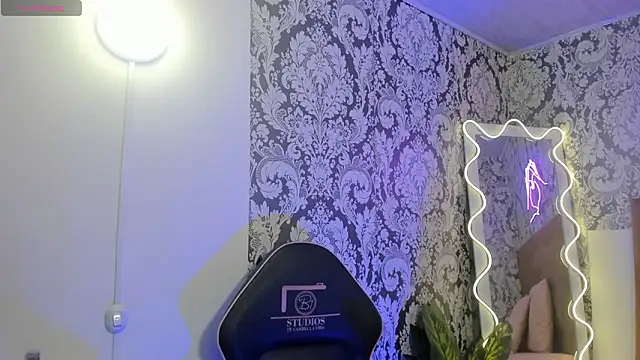 Snapshot of IRINA_TAY1 chatting on February 25, 2026, 3:18 am IRINA TAY1 online show from February 25, 2026, 3:18 am