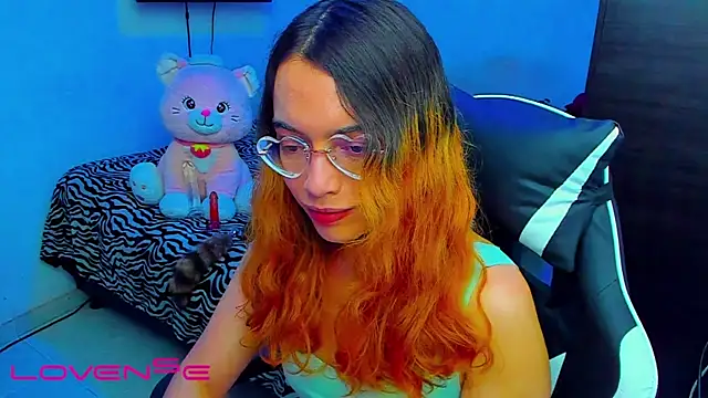 lillykittyyy online show from April 23, 2026, 3:13 am