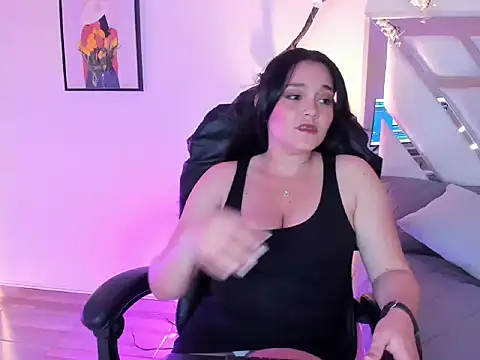 Snapshot of Astrid_williams chatting on January 6, 2026, 2:26 am Astrid williams online show from January 6, 2026, 2:26 am