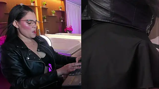 Snapshot of Astrid_williams chatting on February 22, 2026, 2:47 am Astrid williams online show from February 22, 2026, 2:47 am