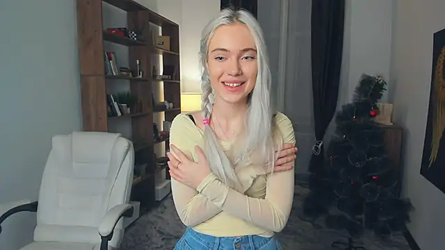 Snapshot of KristalCrowner chatting on January 15, 2026, 8:01 pm KristalCrowner online show from January 15, 2026, 8:01 pm