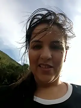 zaraluxx1 online show from January 11, 2026, 9:44 pm