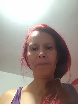 Snapshot of cintia_love chatting on May 13, 2026, 9:55 pm cintia love online show from May 13, 2026, 9:55 pm