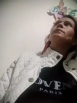 Snapshot of cintia_love chatting on February 15, 2026, 1:50 am cintia love online show from February 15, 2026, 1:50 am