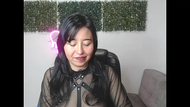 Snapshot of LolaOpalX chatting on January 13, 2026, 1:09 am LolaOpalX online show from January 13, 2026, 1:09 am