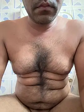Lucky   05 online show from May 18, 2026, 3:28 am