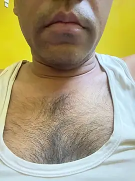 Snapshot of Lucky___05 chatting on June 11, 2026, 4:26 pm Lucky 05 online show from June 11, 2026, 4:26 pm