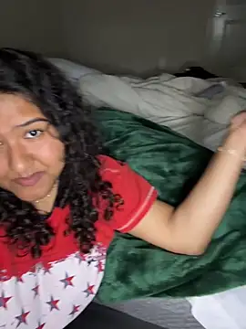 Snapshot of Angeliccreamyrican chatting on April 1, 2026, 2:35 am Angeliccreamyrican online show from April 1, 2026, 2:35 am