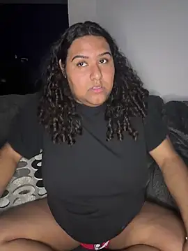 Snapshot of Angeliccreamyrican chatting on April 7, 2026, 6:48 am Angeliccreamyrican online show from April 7, 2026, 6:48 am