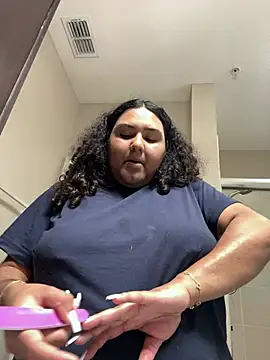 Snapshot of Angeliccreamyrican chatting on April 8, 2026, 9:49 pm Angeliccreamyrican online show from April 8, 2026, 9:49 pm