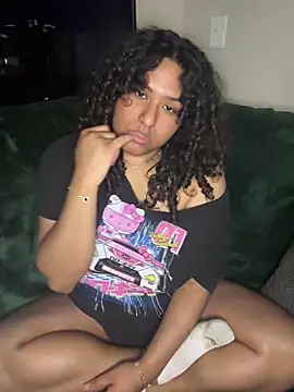 Snapshot of Angeliccreamyrican chatting on April 17, 2026, 4:04 am Angeliccreamyrican online show from April 17, 2026, 4:04 am