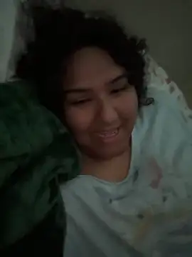 Snapshot of Angeliccreamyrican chatting on April 16, 2026, 11:33 am Angeliccreamyrican online show from April 16, 2026, 11:33 am