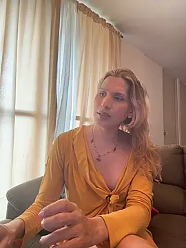 Snapshot of milablossom01 chatting on January 7, 2026, 8:14 pm milablossom01 online show from January 7, 2026, 8:14 pm