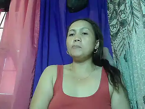 prettymomma24xx online show from August 5, 2026, 7:57 am