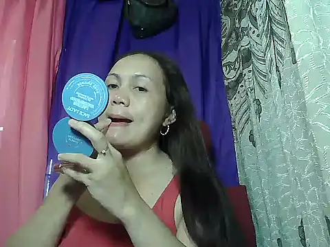prettymomma24xx online show from July 8, 2026, 1:52 am
