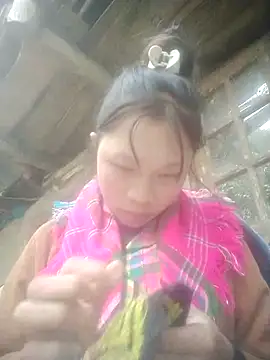 Snapshot of Thidiemz03 chatting on January 14, 2026, 8:18 am Thidiemz03 online show from January 14, 2026, 8:18 am