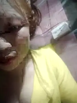 Snapshot of Thidiemz03 chatting on February 24, 2026, 2:40 pm Thidiemz03 online show from February 24, 2026, 2:40 pm