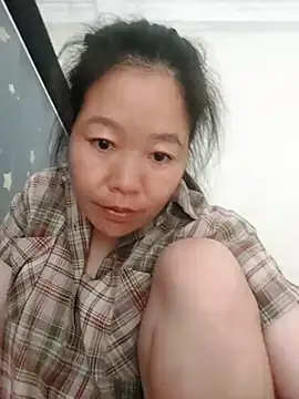 donaaa2 online show from March 6, 2026, 2:06 am