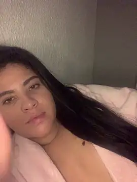 Snapshot of kahraujo chatting on March 25, 2026, 4:45 am kahraujo online show from March 25, 2026, 4:45 am