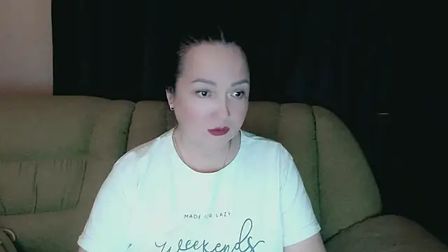 Snapshot of infinity_loveliness chatting on December 21, 2025, 10:06 am infinity loveliness online show from December 21, 2025, 10:06 am