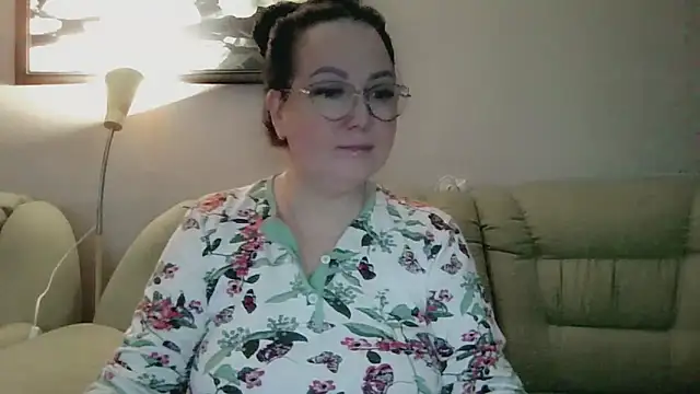 Snapshot of infinity_loveliness chatting on April 9, 2026, 6:52 am infinity loveliness online show from April 9, 2026, 6:52 am