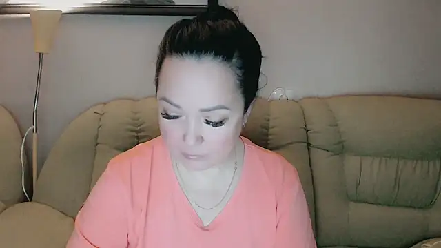 infinity loveliness online show from November 22, 2025, 5:17 am