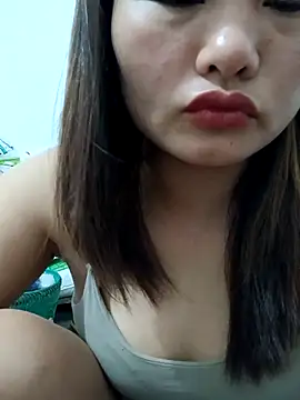 Snapshot of Sweet--Sexy chatting on April 15, 2026, 5:17 pm Sweet--Sexy online show from April 15, 2026, 5:17 pm