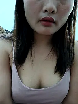 Snapshot of Sweet--Sexy chatting on April 1, 2026, 7:53 am Sweet--Sexy online show from April 1, 2026, 7:53 am