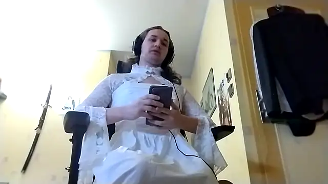 julialafemboy59 online show from February 9, 2026, 10:02 am