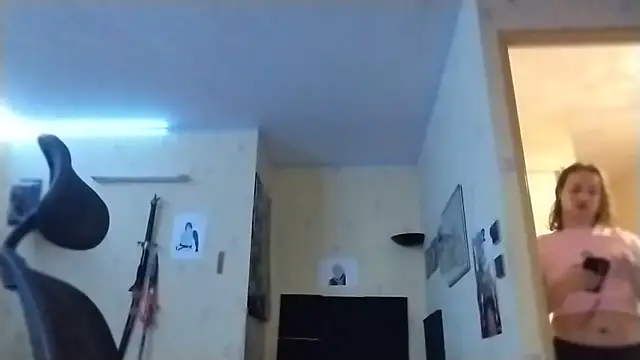 Snapshot of julialafemboy59 chatting on June 18, 2026, 12:10 pm julialafemboy59 online show from June 18, 2026, 12:10 pm
