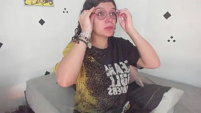 wendybeckett3 online show from March 28, 2026, 3:57 pm